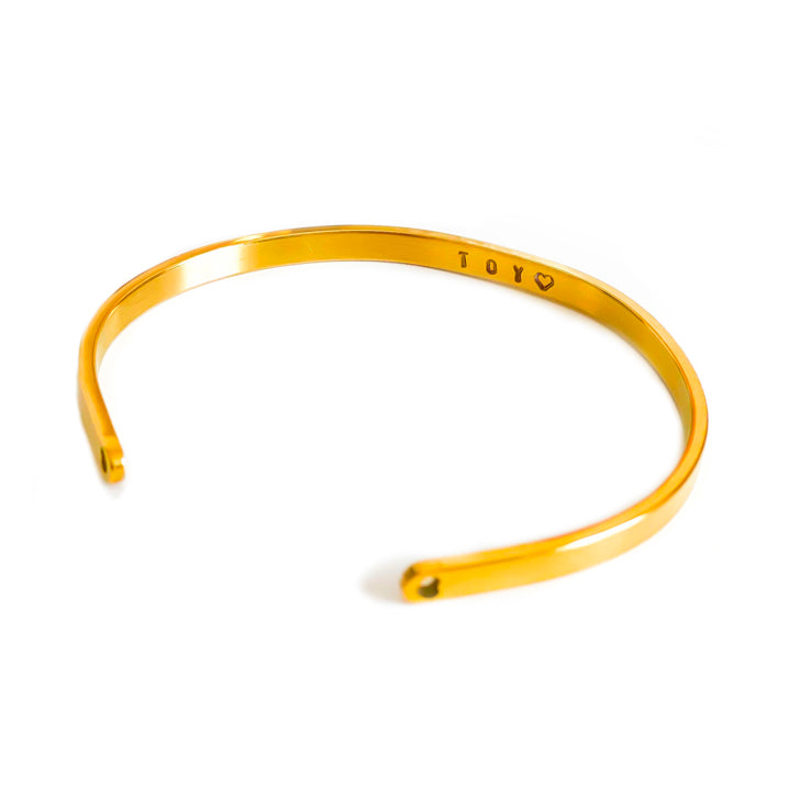 Brazalete dorado 4mm grabado a mano (Boda)