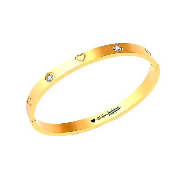 Pulsera corazones dorada con código canción