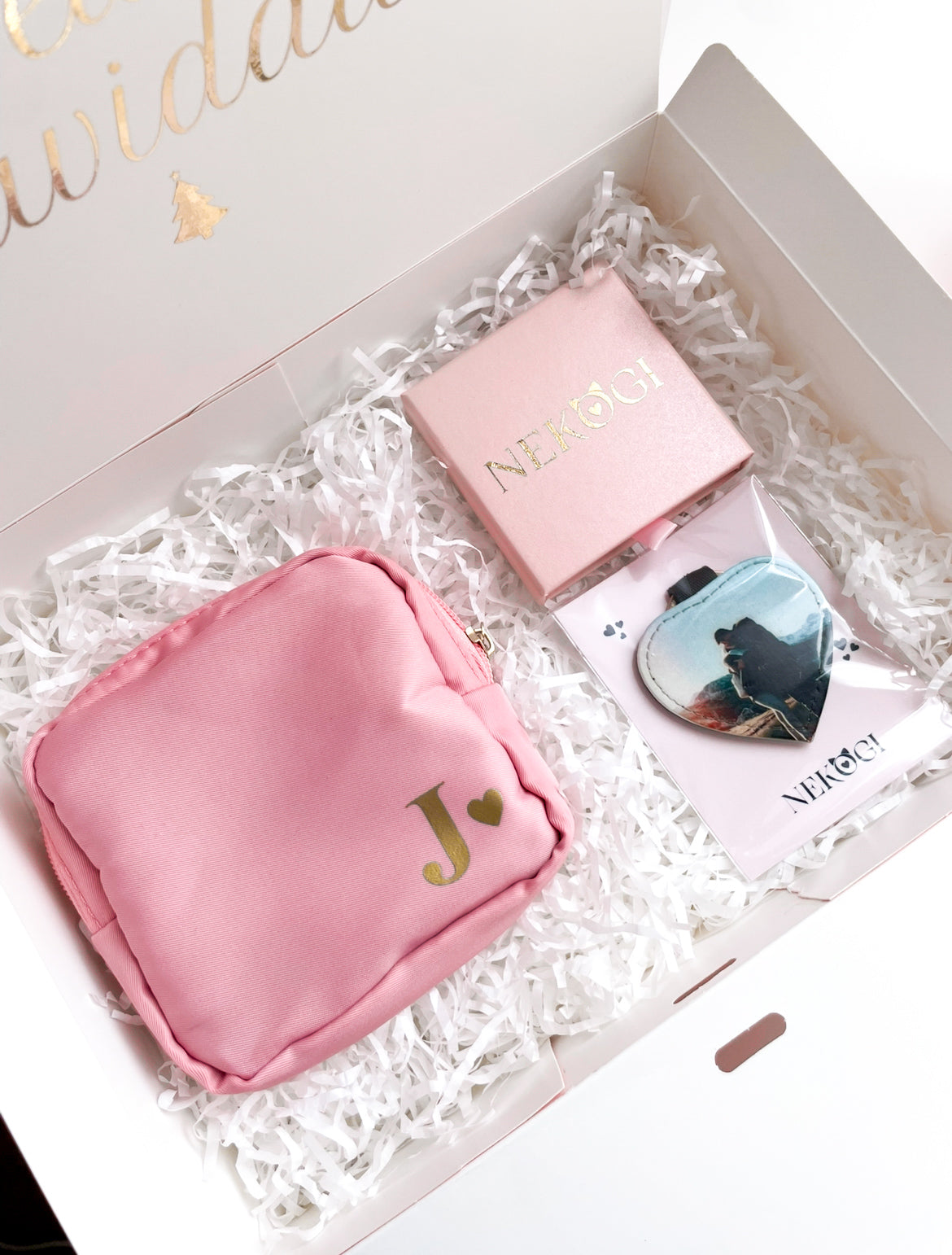 Caja de regalo Neceser + Llavero + Collar